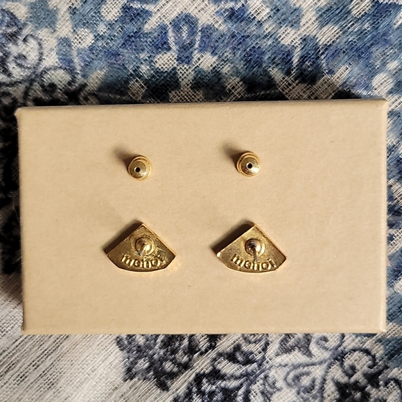 "diamond" ear studs - Picture 5 of 6